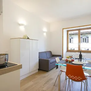 alinari-apartment-florence.it-tuscanyhotel.com/